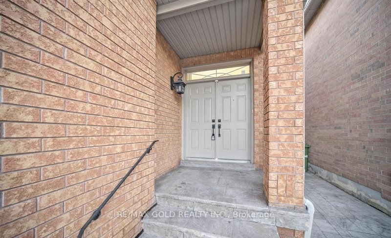 83 Emily Carr Cres, Caledon, L7E 2K9 | Image 3