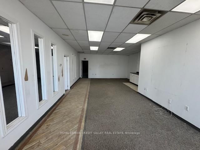 670 Hardwick Road, Unit 6 - Photo 9