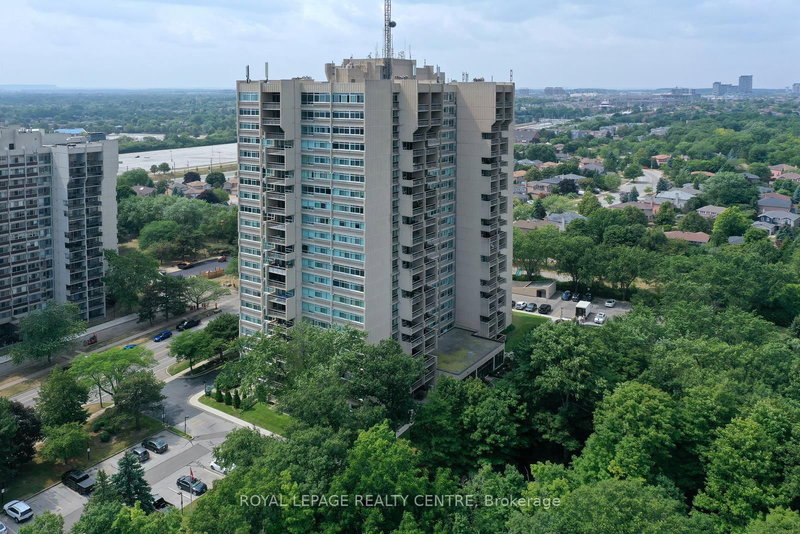 1607 - 1359 White Oaks Blvd, Oakville, L6H 2R8 | Image 3