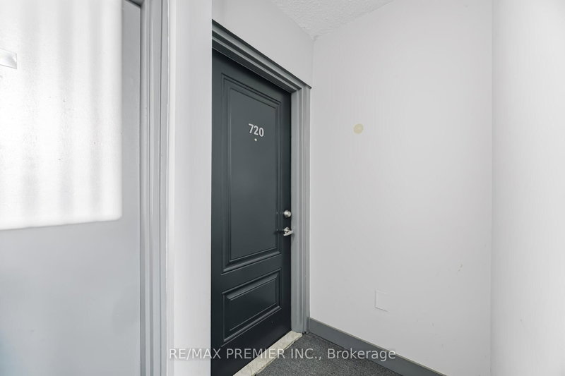 720 - 4645 Jane St, Toronto, M3N 2K9 | Image 2