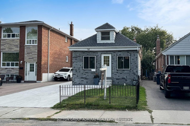 14 Spears St, Toronto, M6N 3X7 | Image 2