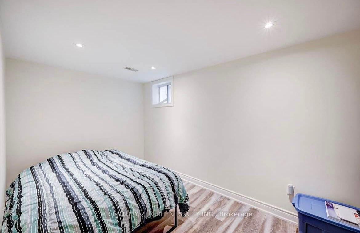 Detached House for lease at 861 Whaley Way, Bsmt Way, Milton, Ontario, L9T 0Z3 - Harrison - MLS: W12868002