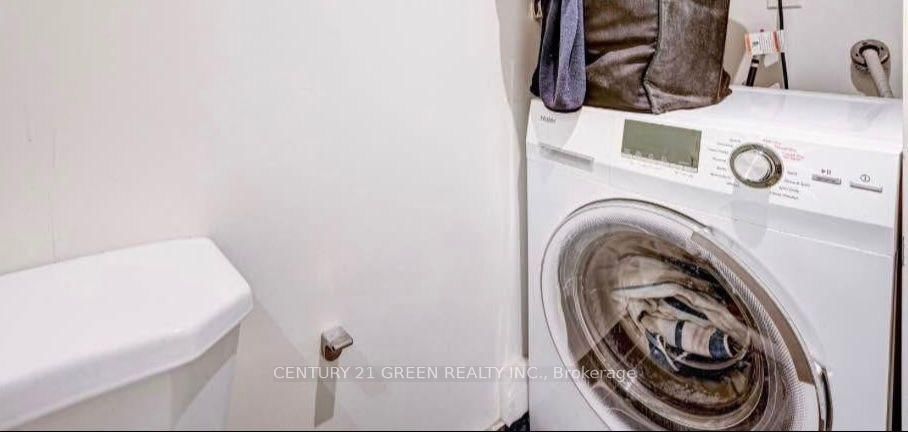 Detached House for lease at 861 Whaley Way, Bsmt Way, Milton, Ontario, L9T 0Z3 - Harrison - MLS: W12868002