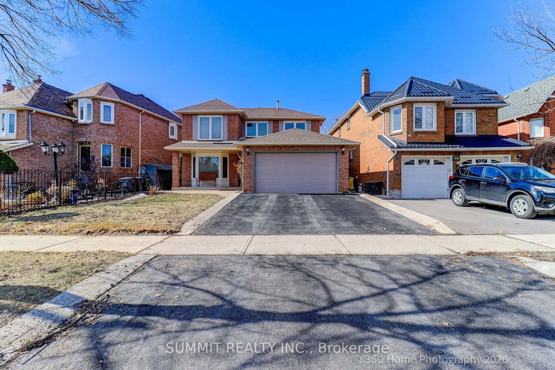 487 Bud Gregory Blvd, Mississauga, L4Z 2K7 | Image 3