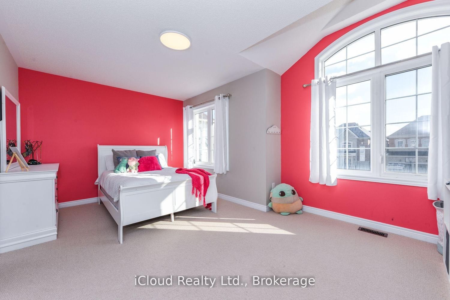 Detached House for sale at 60 Valleyway Drive, Brampton, Ontario, L6X 5G1 - Credit Valley - MLS: W12868244