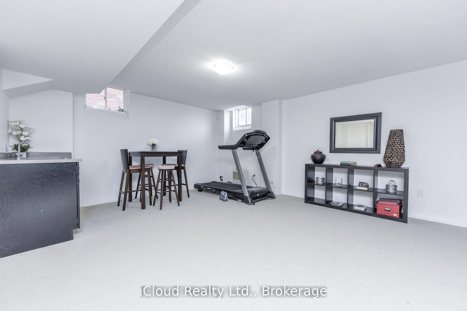 Detached House for sale at 60 Valleyway Drive, Brampton, Ontario, L6X 5G1 - Credit Valley - MLS: W12868244