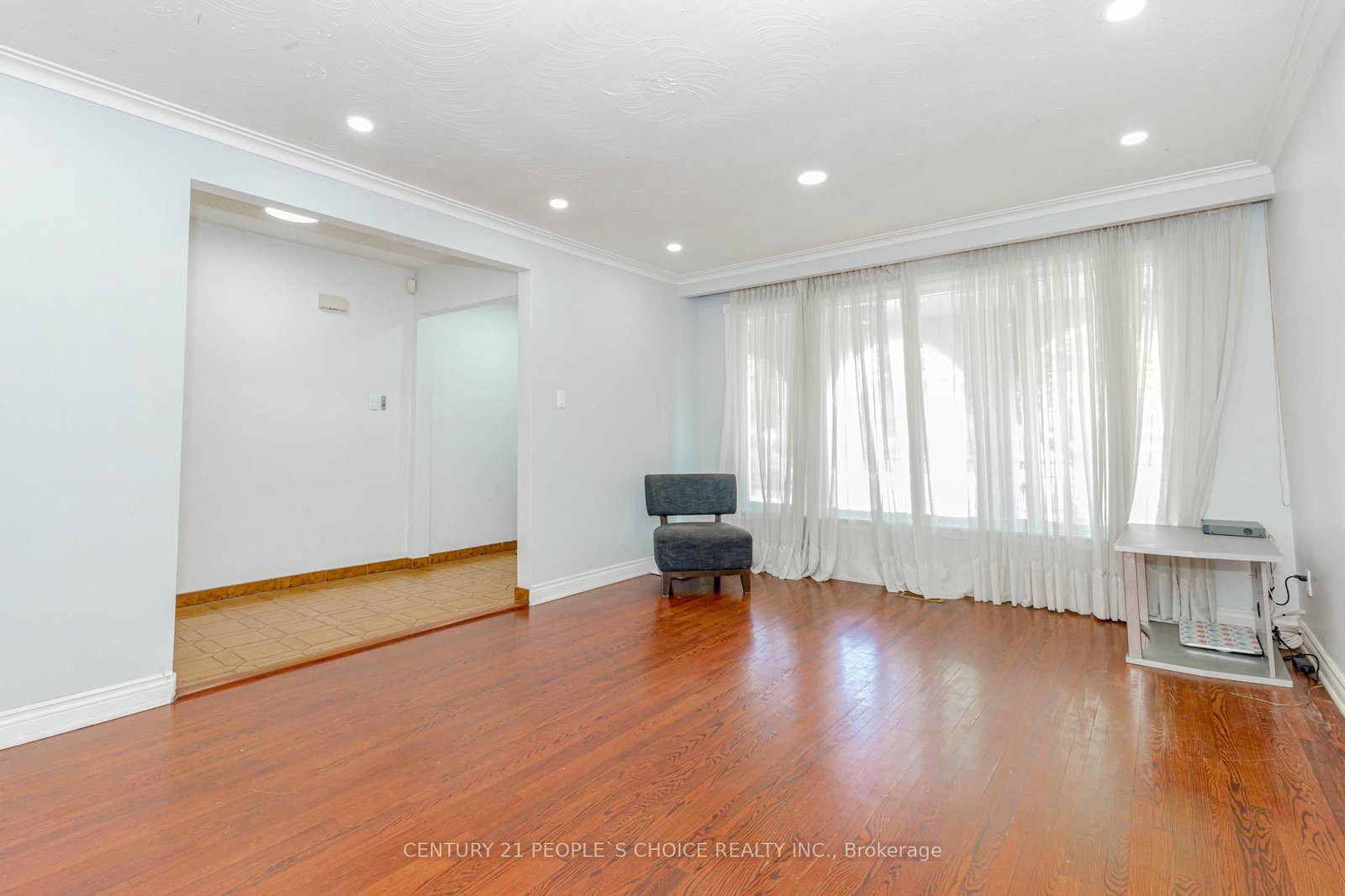 Detached House for sale at 4104 Brandon Gate, Mississauga, Ontario, L4T 3P2 - Malton - MLS: W12868406