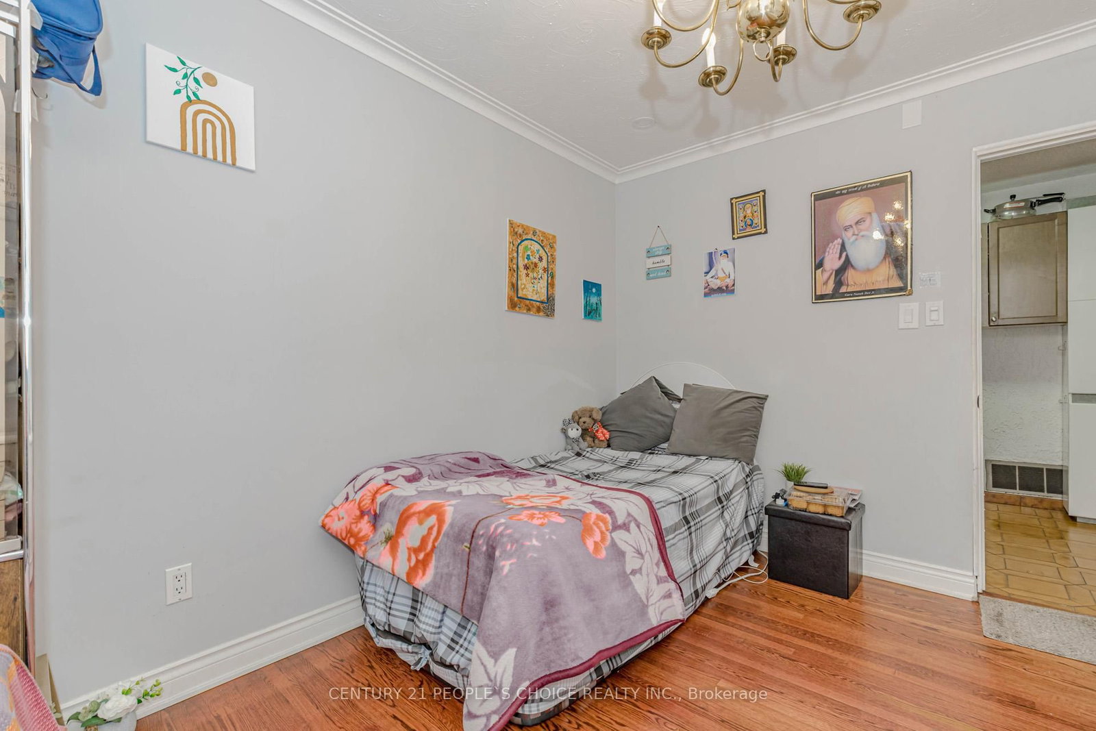 Detached House for sale at 4104 Brandon Gate, Mississauga, Ontario, L4T 3P2 - Malton - MLS: W12868406