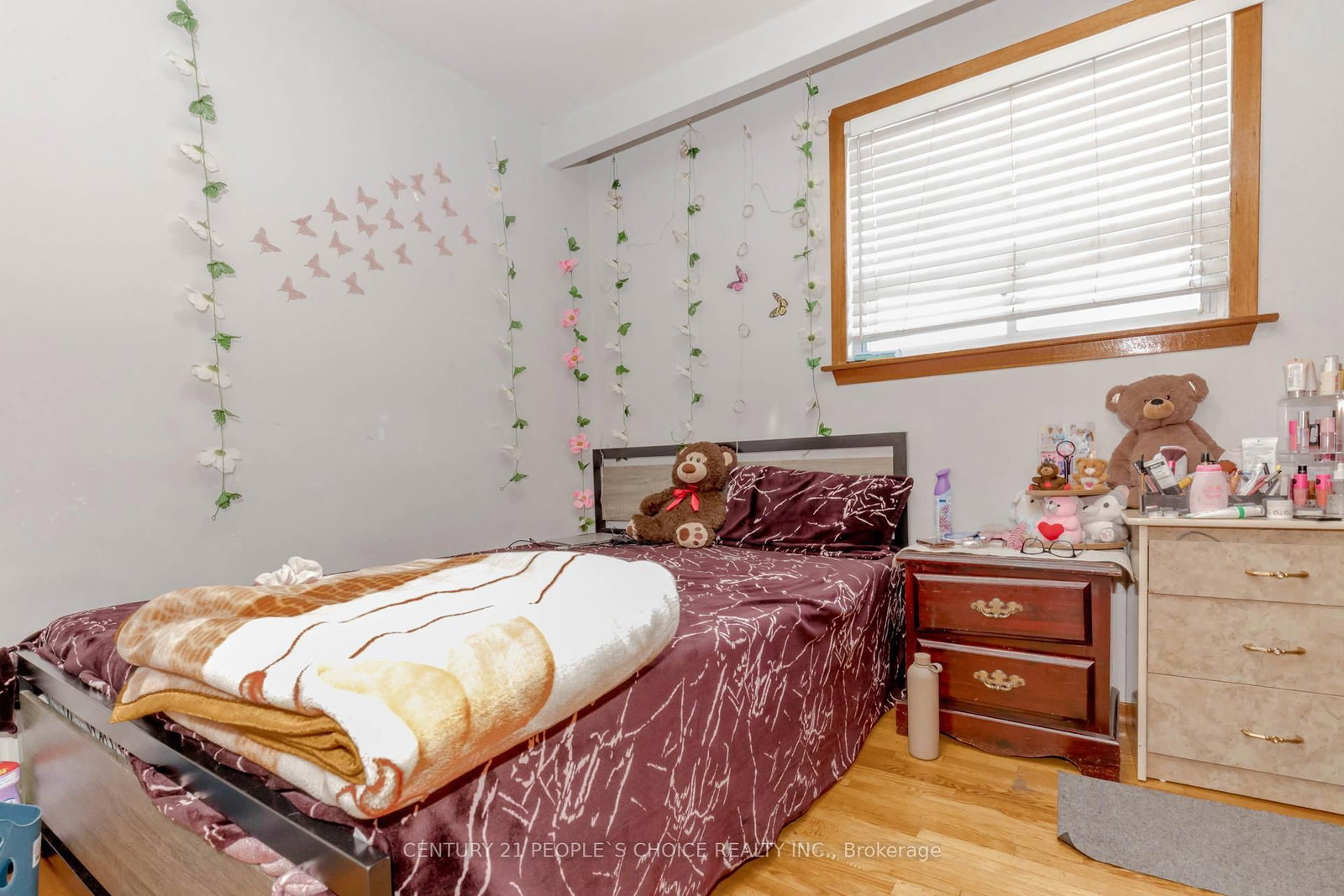 Detached House for sale at 4104 Brandon Gate, Mississauga, Ontario, L4T 3P2 - Malton - MLS: W12868406