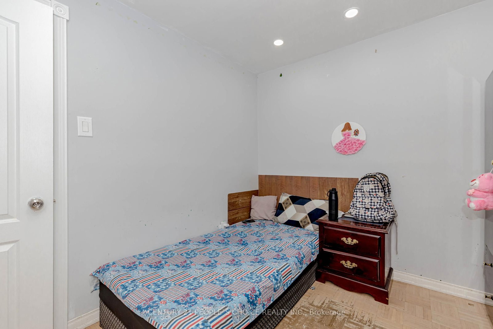 Detached House for sale at 4104 Brandon Gate, Mississauga, Ontario, L4T 3P2 - Malton - MLS: W12868406