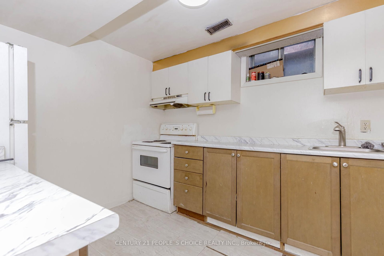 Detached House for sale at 4104 Brandon Gate, Mississauga, Ontario, L4T 3P2 - Malton - MLS: W12868406