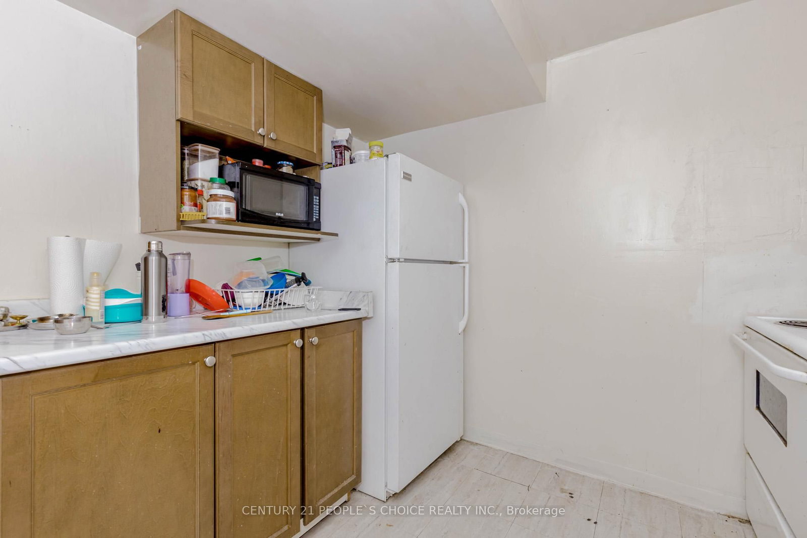 Detached House for sale at 4104 Brandon Gate, Mississauga, Ontario, L4T 3P2 - Malton - MLS: W12868406