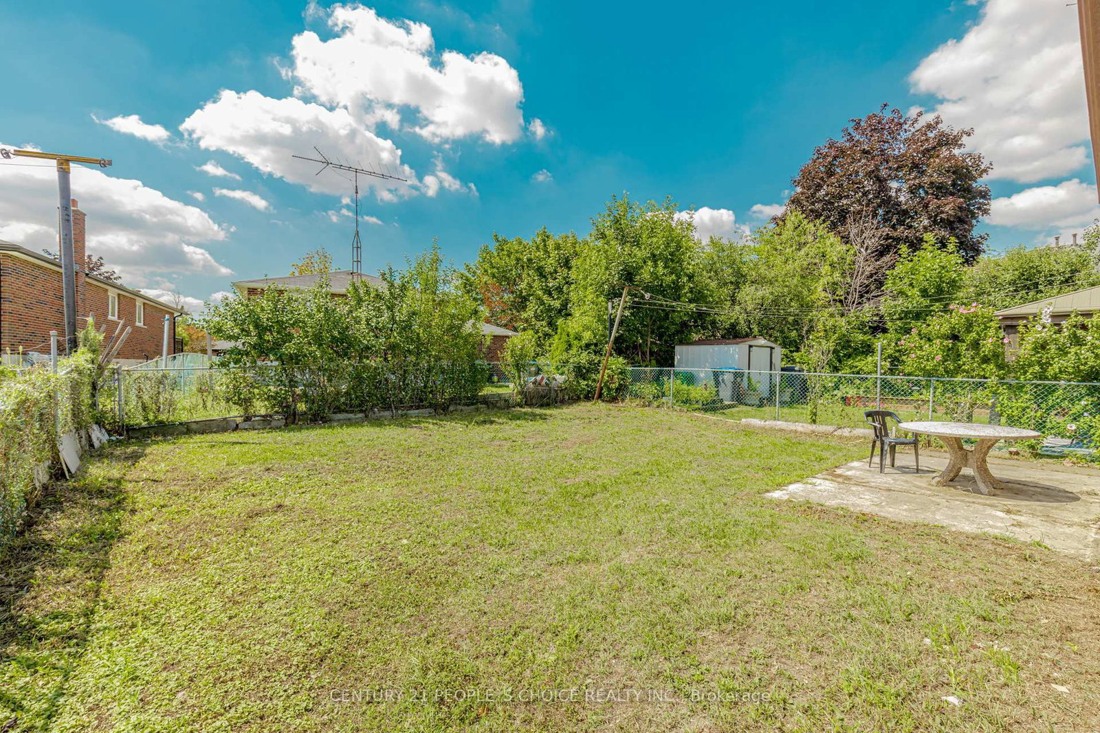 Detached House for sale at 4104 Brandon Gate, Mississauga, Ontario, L4T 3P2 - Malton - MLS: W12868406