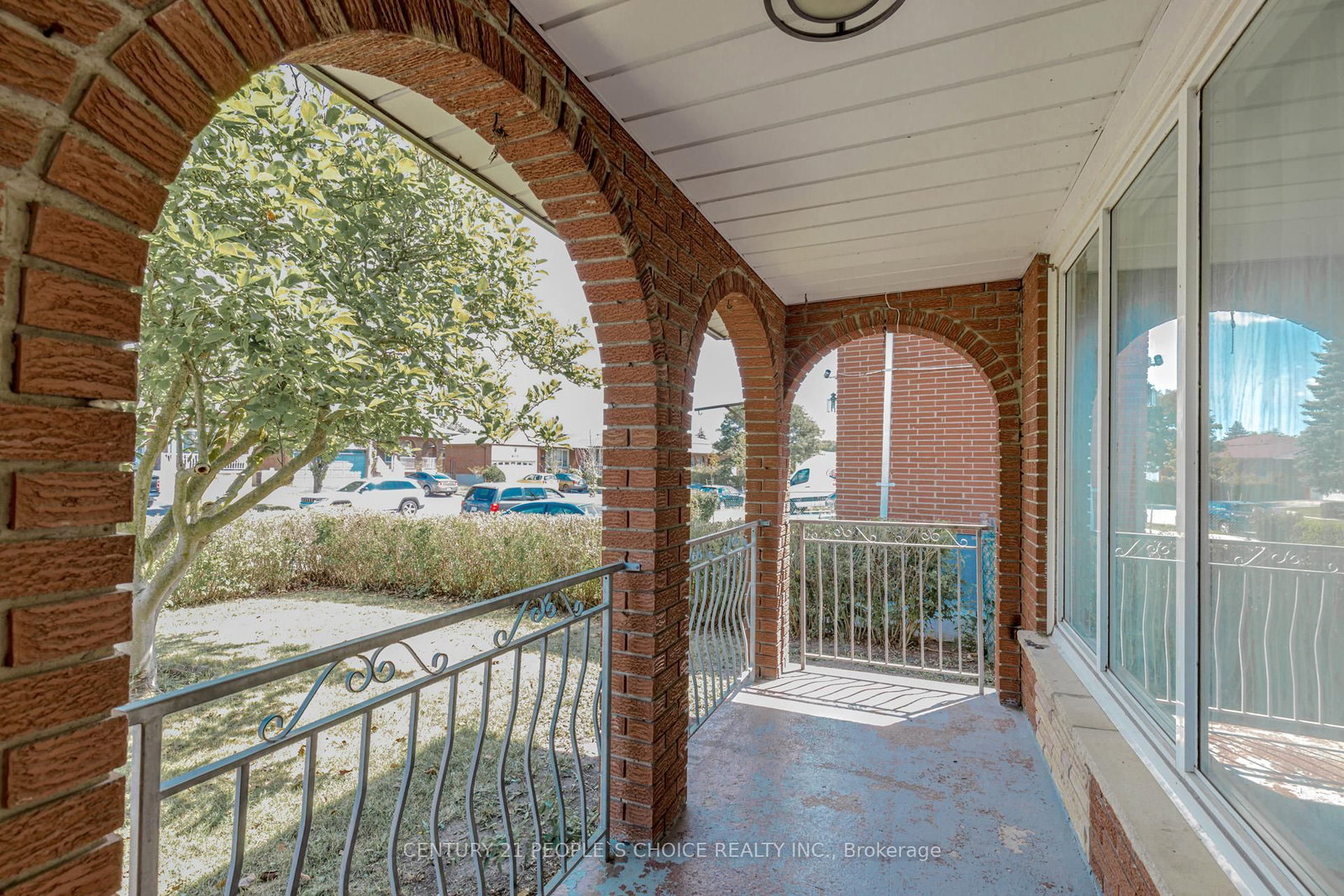 Detached House for sale at 4104 Brandon Gate, Mississauga, Ontario, L4T 3P2 - Malton - MLS: W12868406