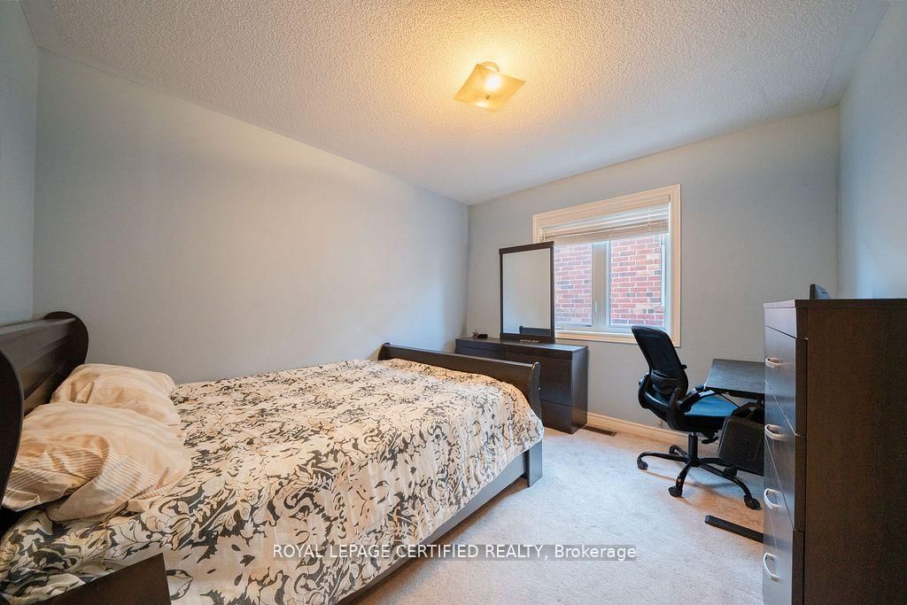 Semi-Detached House for sale at 408 Bessborough Drive, Milton, Ontario, L9T 8P8 - Harrison - MLS: W12868644