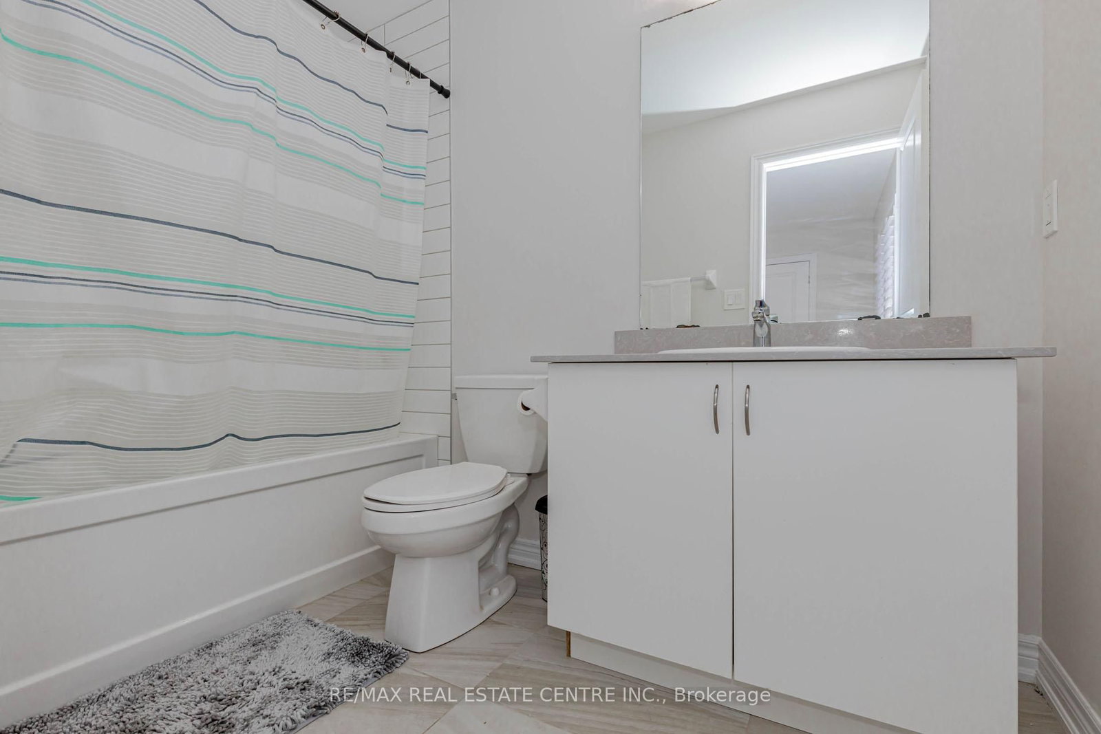 Semi-Detached House for sale at 1335 Farmstead Drive, Milton, Ontario, L9E 1K9 - Ford - MLS: W12868728