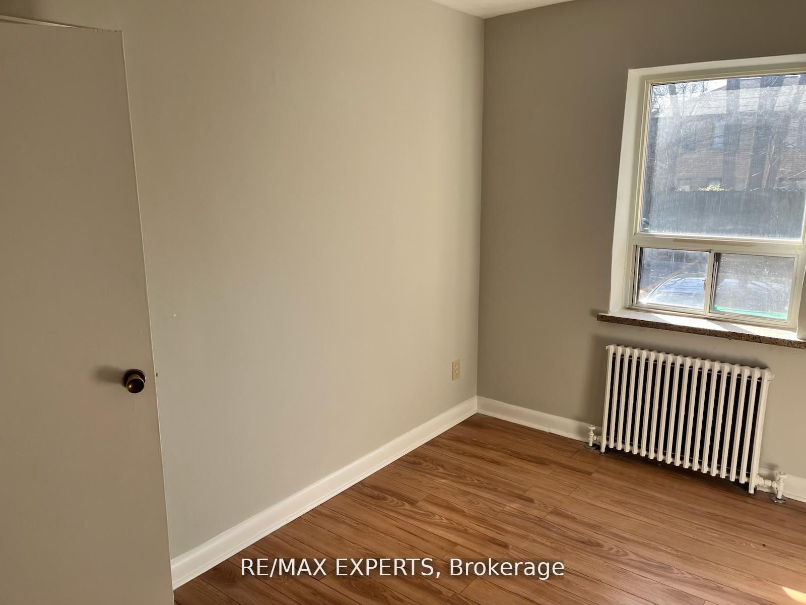 Semi-Detached House for lease at 102-3261A Lake Shore Boulevard, Toronto, Ontario, M8V 1M2 - Long Branch - MLS: W12868774