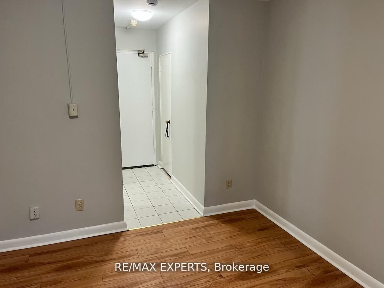 Semi-Detached House for lease at 102-3261A Lake Shore Boulevard, Toronto, Ontario, M8V 1M2 - Long Branch - MLS: W12868774