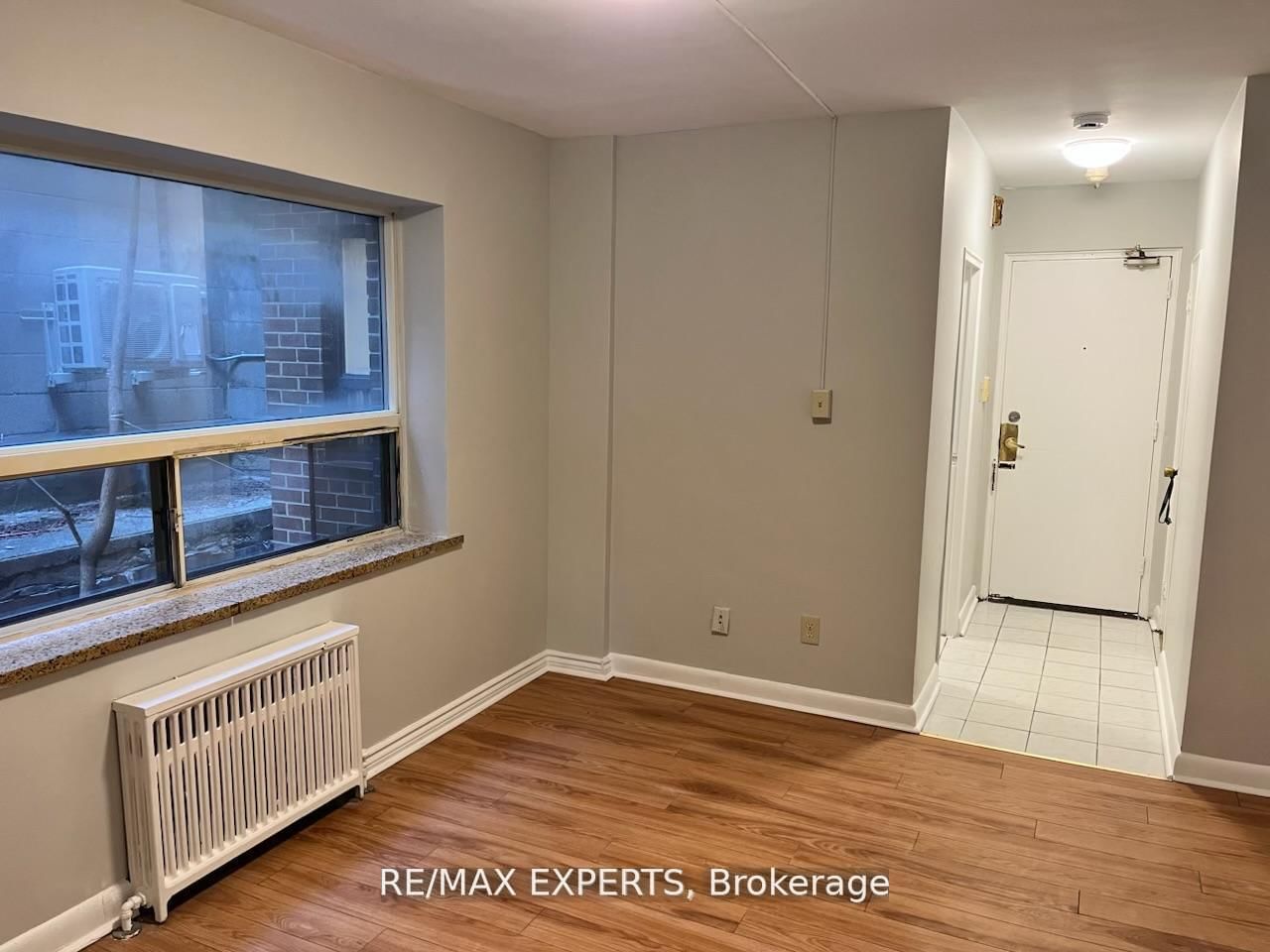 Semi-Detached House for lease at 102-3261A Lake Shore Boulevard, Toronto, Ontario, M8V 1M2 - Long Branch - MLS: W12868774