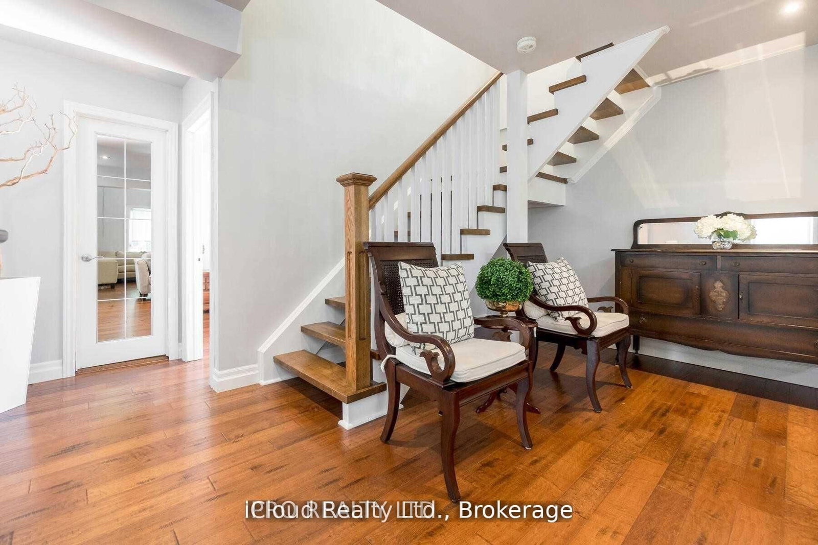 Detached House for sale at 18 Sunset Boulevard, Brampton, Ontario, L6X 1W8 - Brampton West - MLS: W12868942