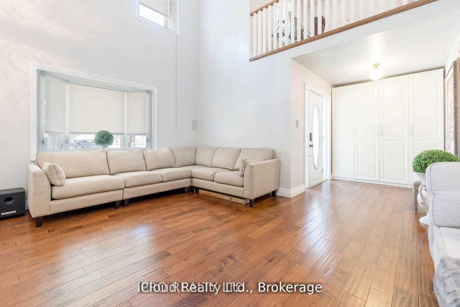 Detached House for sale at 18 Sunset Boulevard, Brampton, Ontario, L6X 1W8 - Brampton West - MLS: W12868942