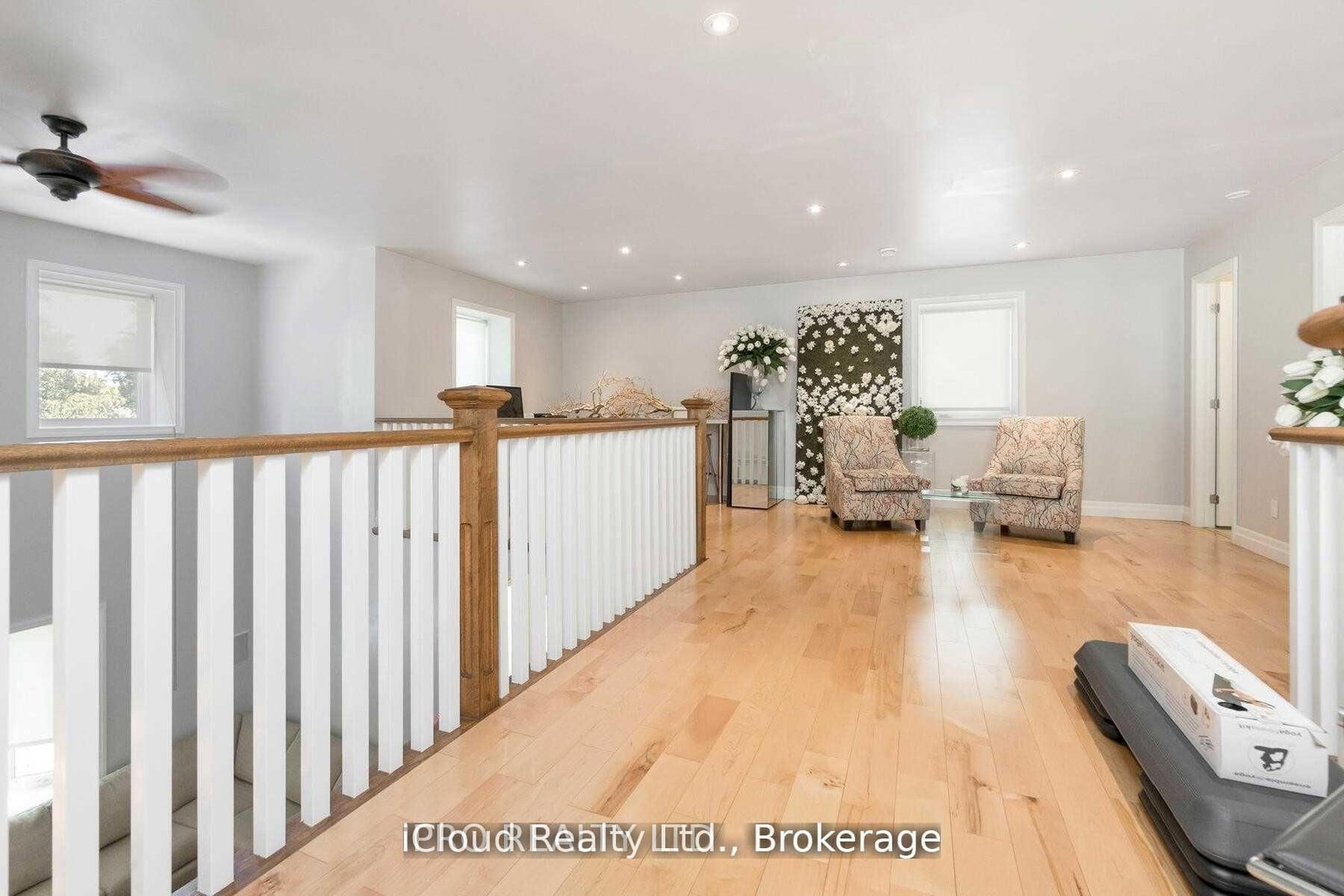 Detached House for sale at 18 Sunset Boulevard, Brampton, Ontario, L6X 1W8 - Brampton West - MLS: W12868942