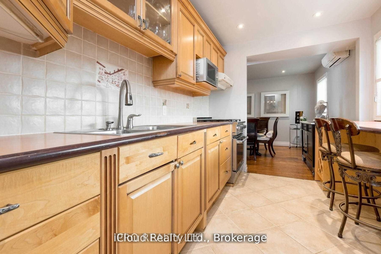 Detached House for sale at 18 Sunset Boulevard, Brampton, Ontario, L6X 1W8 - Brampton West - MLS: W12868942