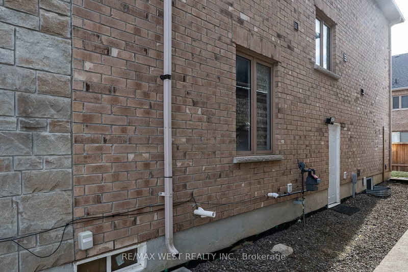 Basement - 25 Faders Dr, Brampton, L7A 4Y2 | Image 2