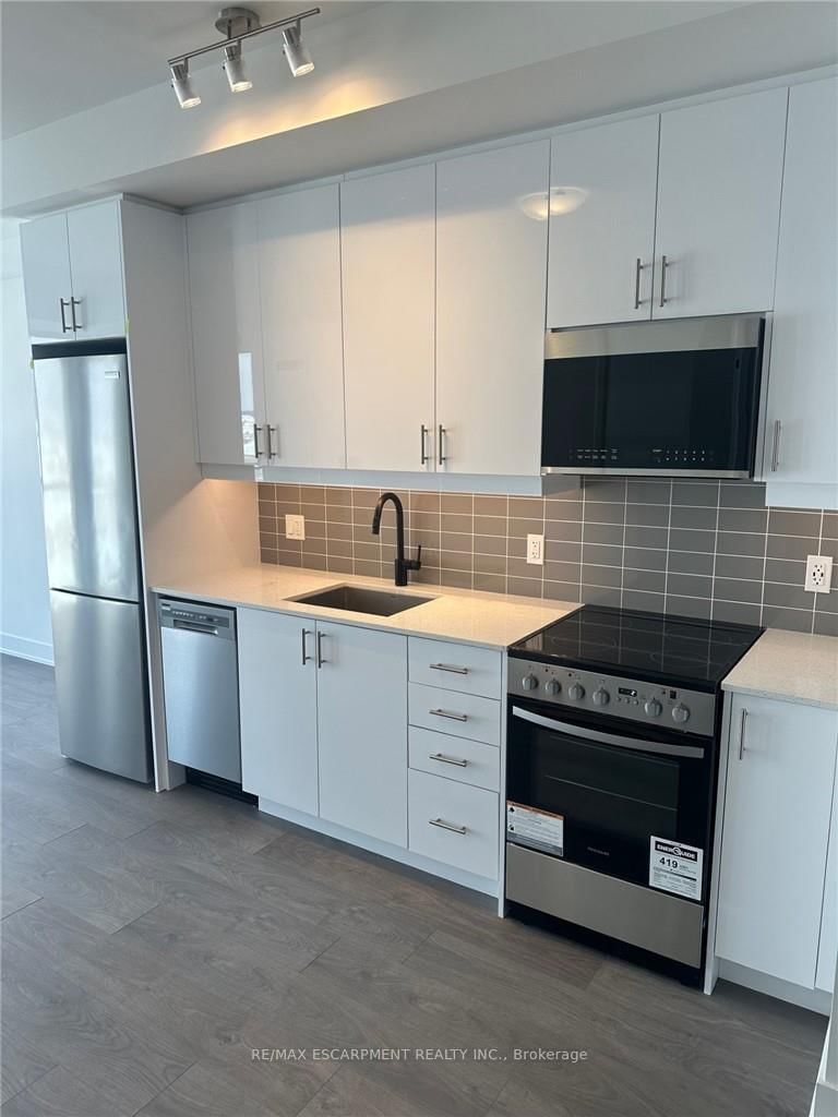 727 - 2343 Khalsa Gate, Oakville, L6M 4J2 | Image 2