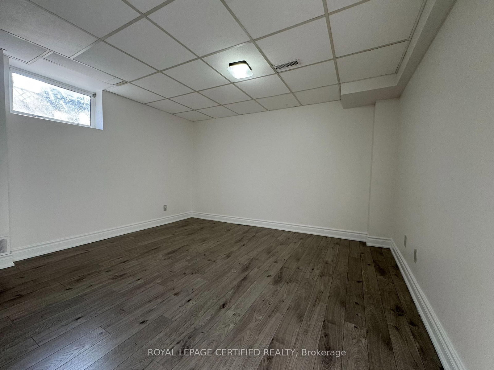 Detached House for lease at Lower-3574 Italia Crescent, Mississauga, Ontario, L5B 3T5 - Fairview - MLS: W12869336