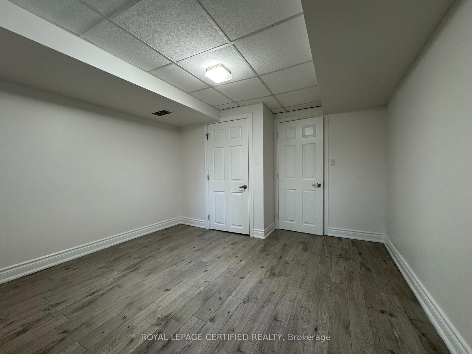 Detached House for lease at Lower-3574 Italia Crescent, Mississauga, Ontario, L5B 3T5 - Fairview - MLS: W12869336