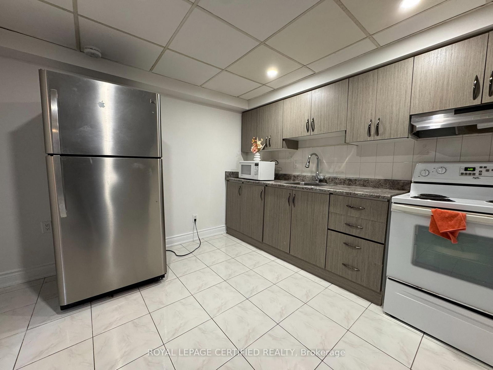 Detached House for lease at Lower-3574 Italia Crescent, Mississauga, Ontario, L5B 3T5 - Fairview - MLS: W12869336