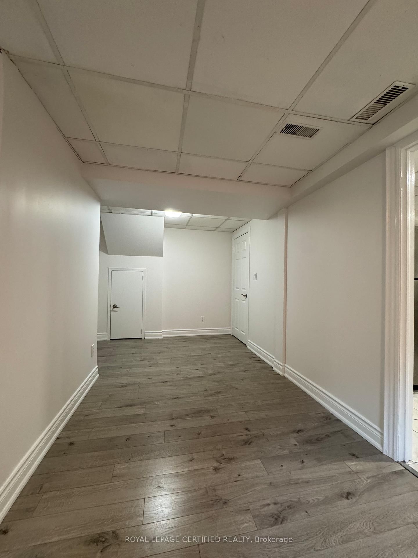 Detached House for lease at Lower-3574 Italia Crescent, Mississauga, Ontario, L5B 3T5 - Fairview - MLS: W12869336