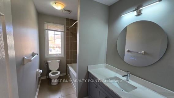 Detached House for lease at 215 Higginbotham Crescent, Milton, Ontario, L9T 8C6 - Willmott - MLS: W12869392