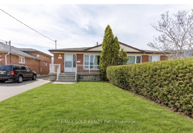 7158 Harwick Dr, Mississauga, L4T 3A4 | Image 3