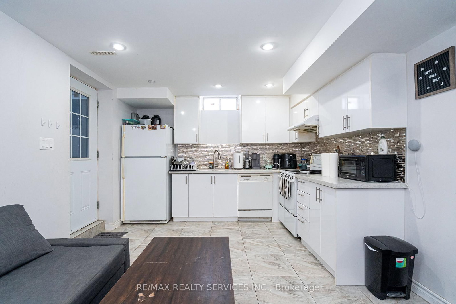 10 Penn Drive - Photo 43