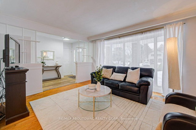 1239 Montclair Drive