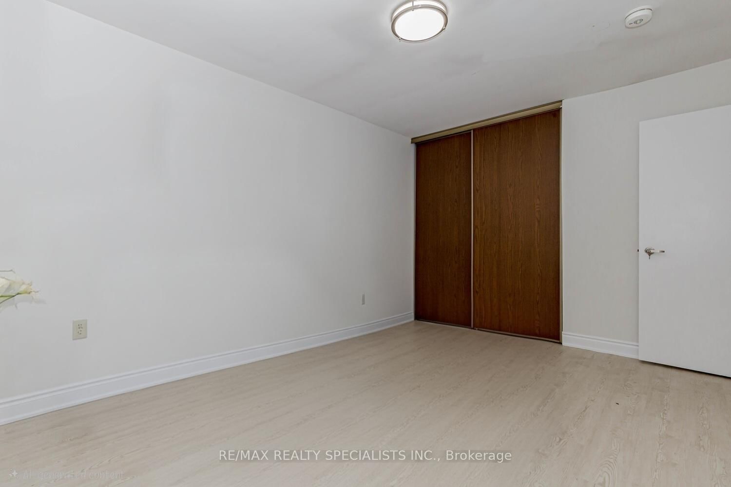 Semi-Detached House for sale at 39 Seaborn Road, Brampton, Ontario, L6V 2B8 - Madoc - MLS: W12870464