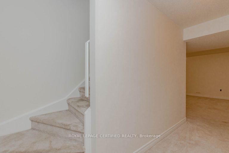 711 Poplar Milton,ON L9T 5X2 — Photo 37