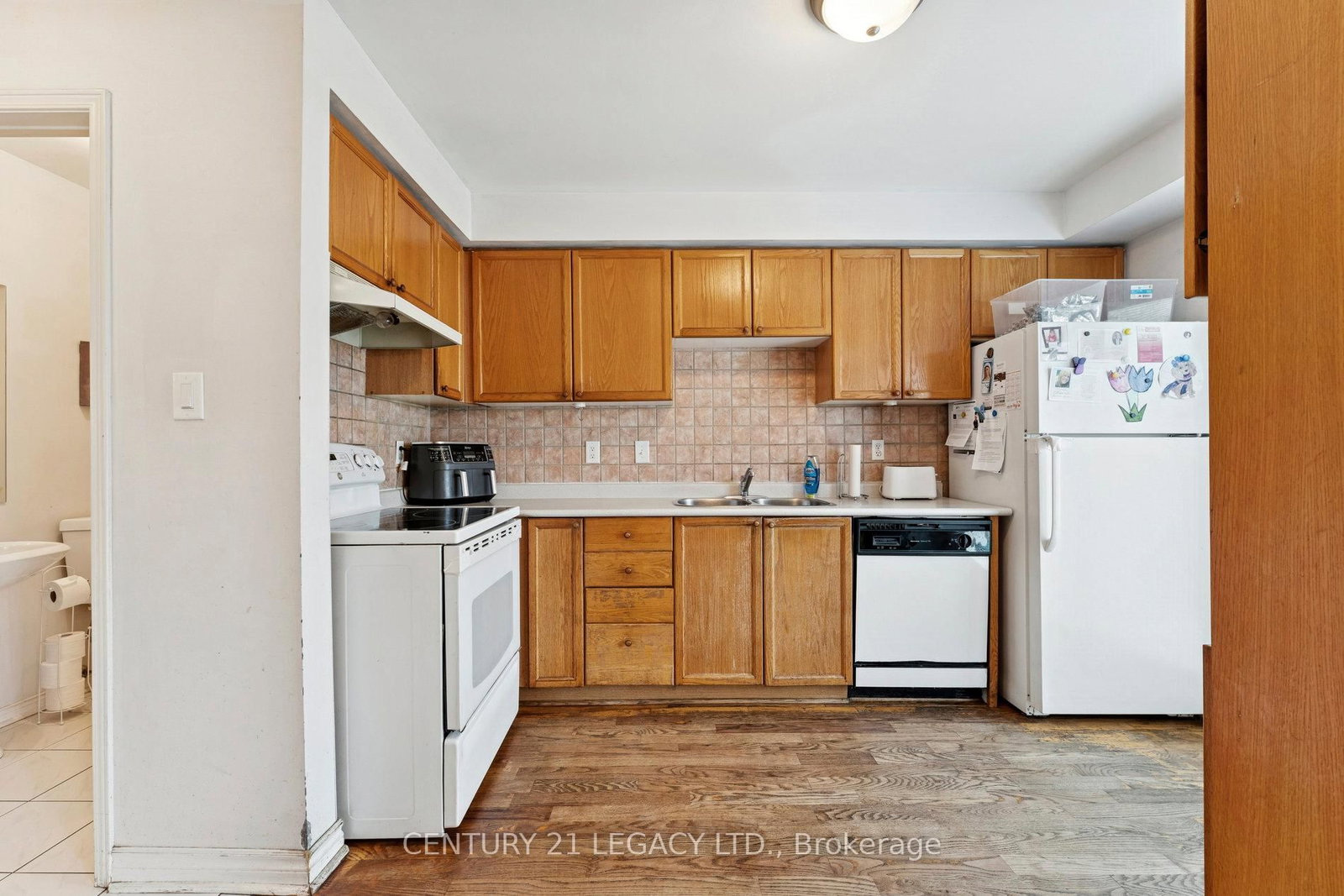 Semi-Detached House for sale at 71 Townley Crescent, Brampton, Ontario, L6Z 4T1 - Heart Lake West - MLS: W12870644