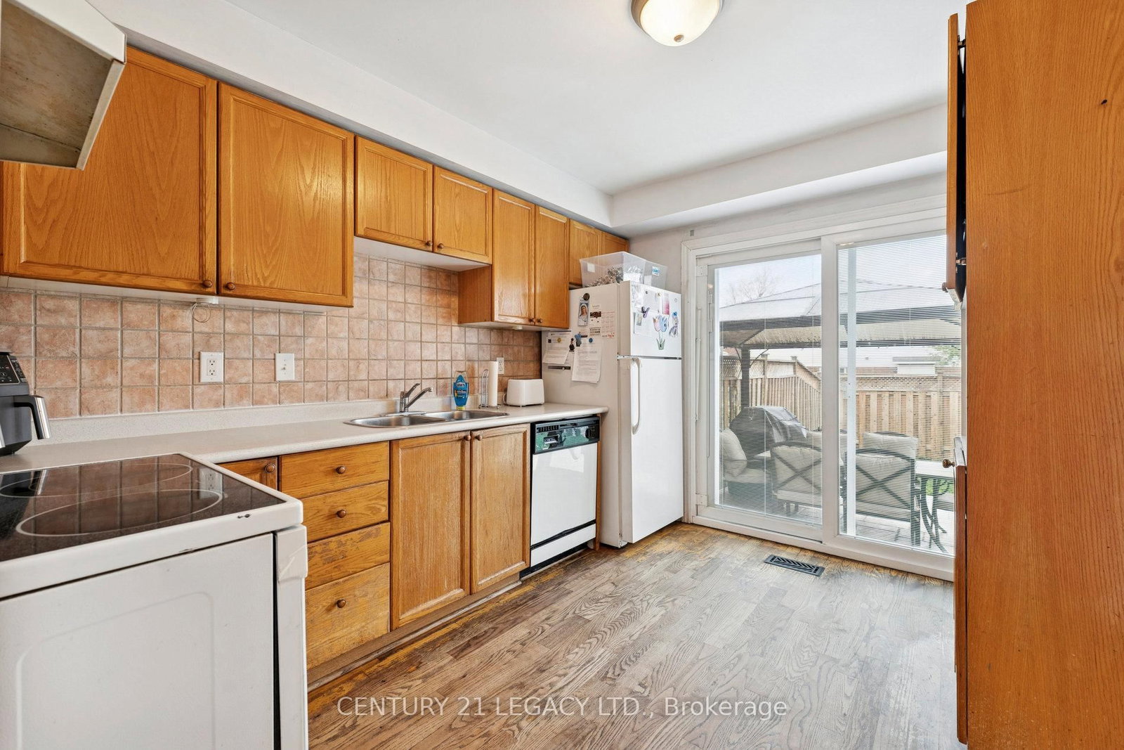 Semi-Detached House for sale at 71 Townley Crescent, Brampton, Ontario, L6Z 4T1 - Heart Lake West - MLS: W12870644