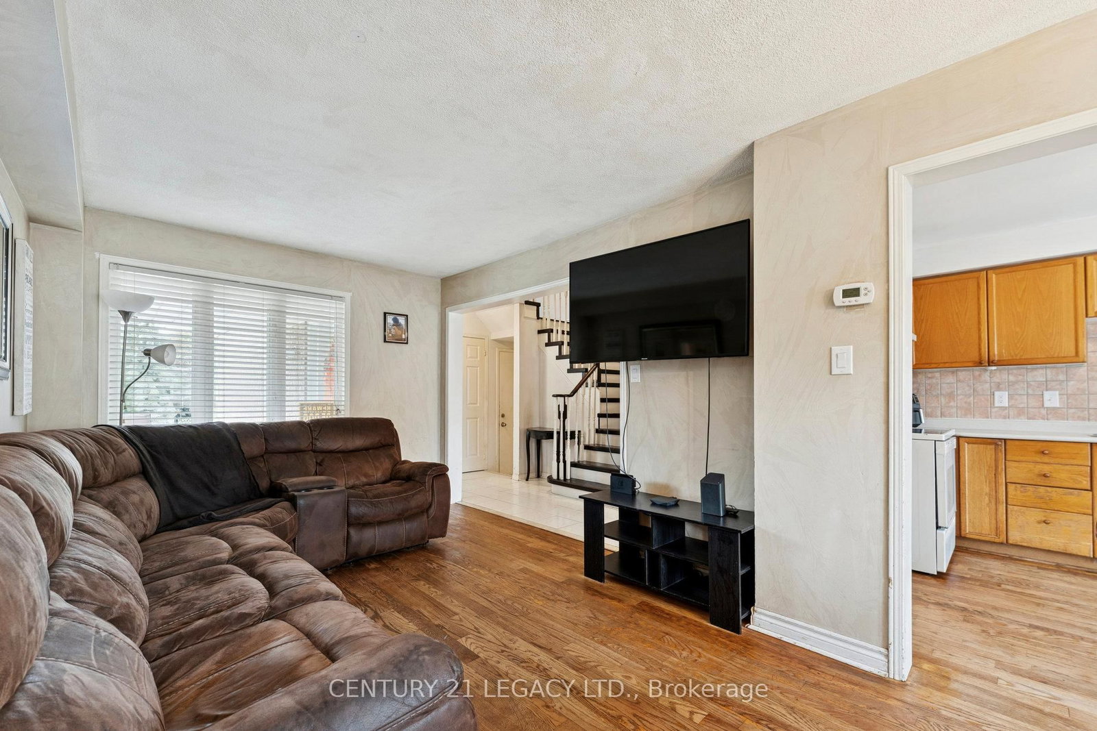 Semi-Detached House for sale at 71 Townley Crescent, Brampton, Ontario, L6Z 4T1 - Heart Lake West - MLS: W12870644