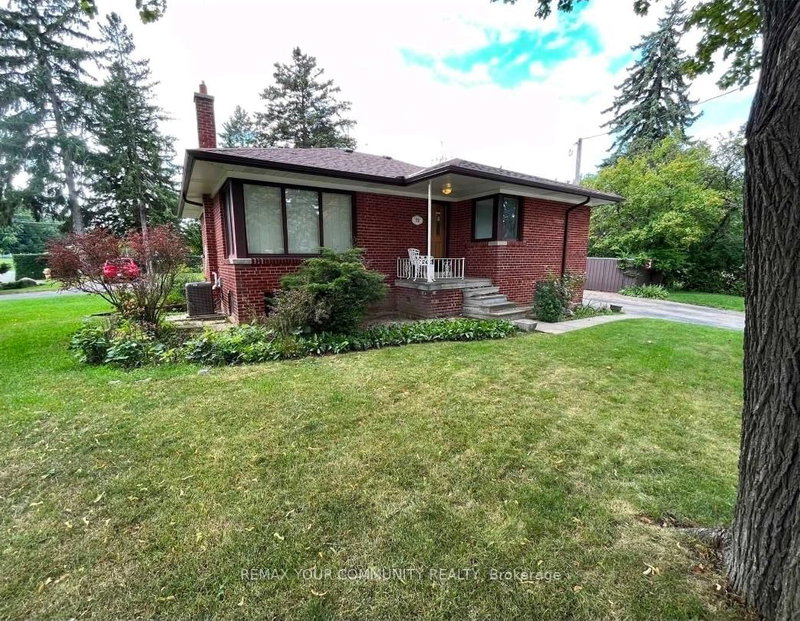 72 Lloyd Manor Rd, Toronto, M9B 5J3 | Image 2