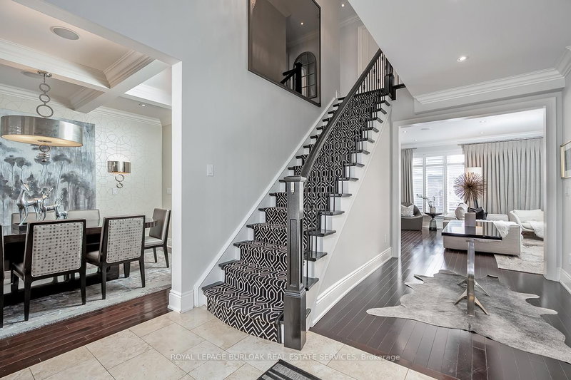 234 Brookfield Ave, Burlington, L7N 1T8 | Image 2