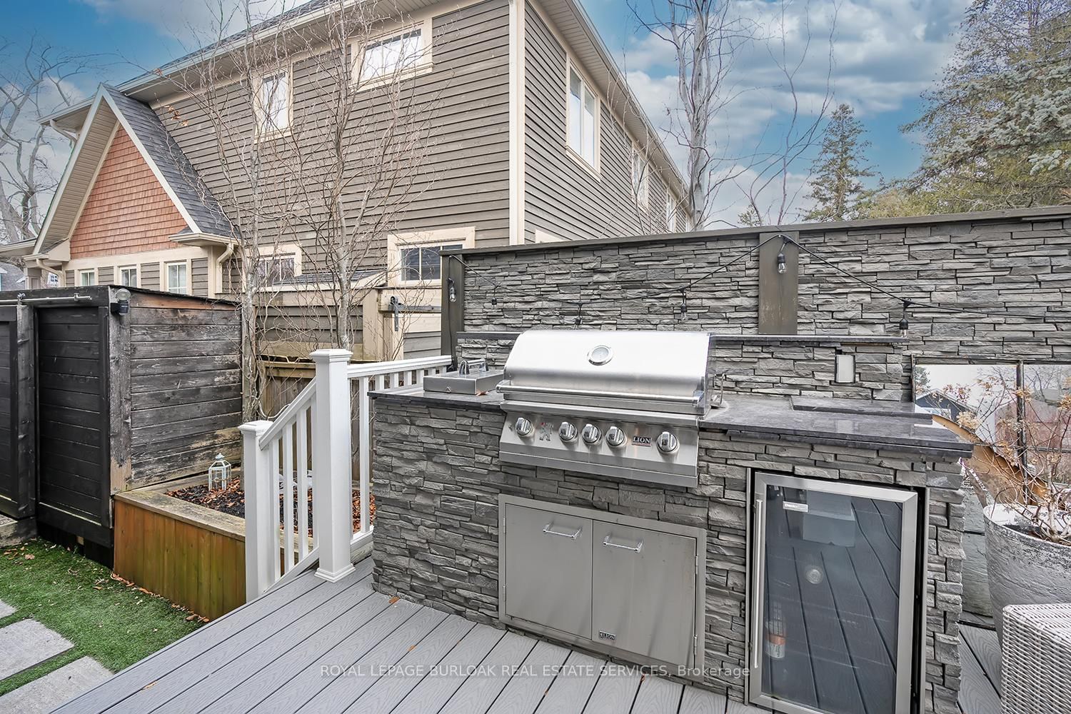 Detached House for sale at 234 Brookfield Avenue, Burlington, Ontario, L7N 1T8 - Roseland - MLS: W12870940