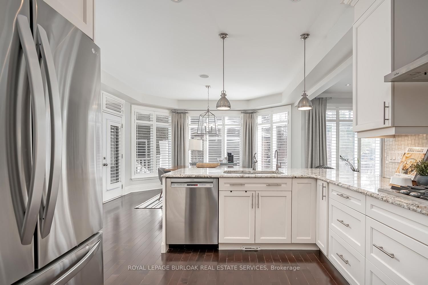 Detached House for sale at 234 Brookfield Avenue, Burlington, Ontario, L7N 1T8 - Roseland - MLS: W12870940