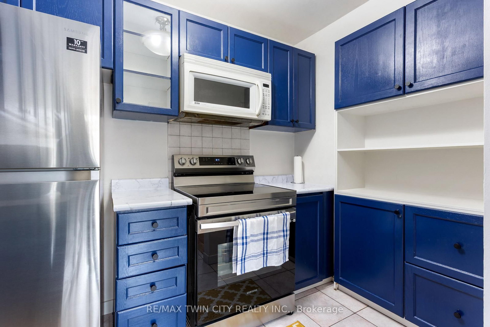 Townhouse for sale at 7 Eden Park Drive, Brampton, Ontario, L6T 3A5 - Southgate - MLS: W12871340