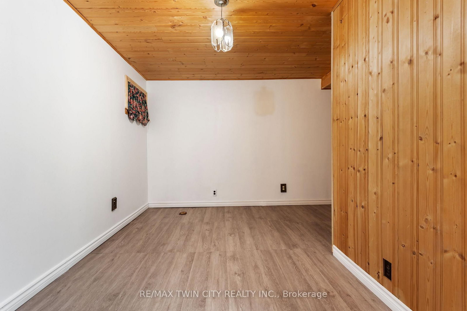 Townhouse for sale at 7 Eden Park Drive, Brampton, Ontario, L6T 3A5 - Southgate - MLS: W12871340