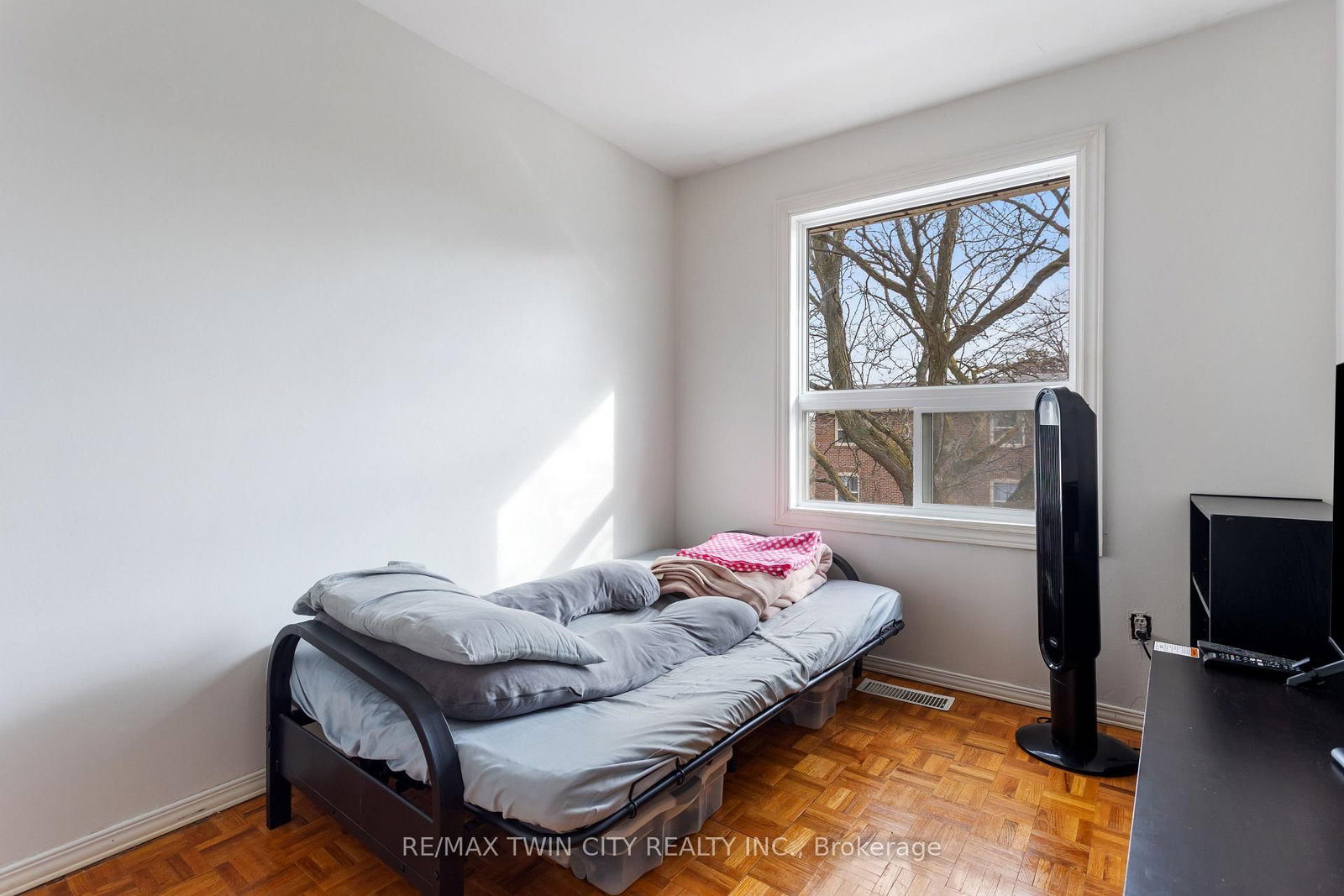 Townhouse for sale at 7 Eden Park Drive, Brampton, Ontario, L6T 3A5 - Southgate - MLS: W12871340