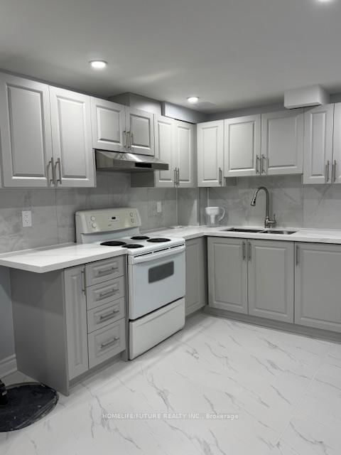 36 Ashmere Rd, Brampton, L7A 1W9 | Image 2